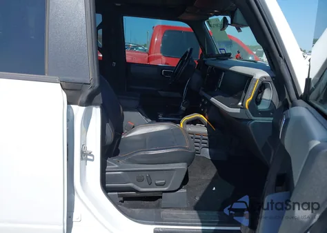 2022 Ford Bronco Badlands z USA, uszkodzony, nr VIN 1FMEE5DP2NLA89728